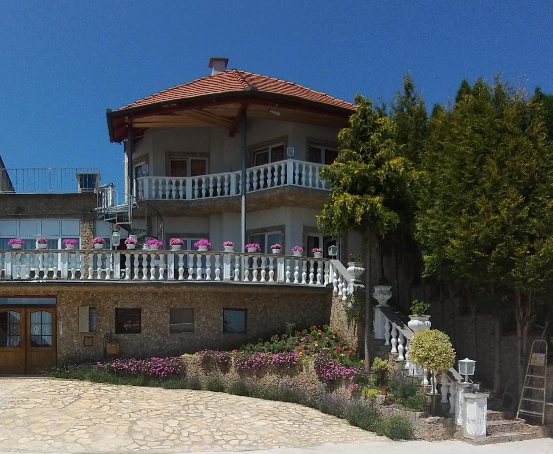 Heviz Kristaly Apartman Exterior photo